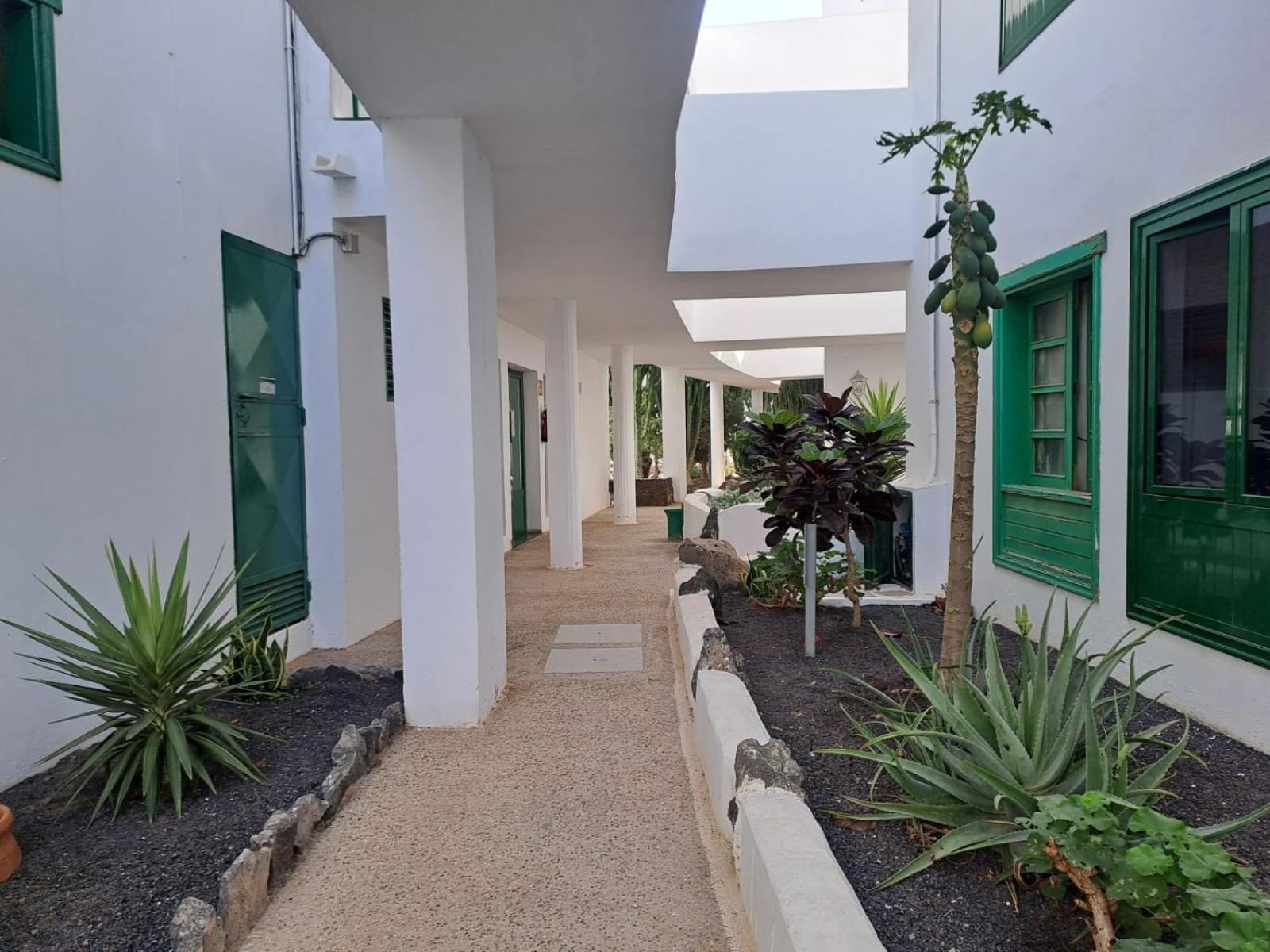 Azul Tuscan Playa Y Piscina Costa Teguise Exterior photo